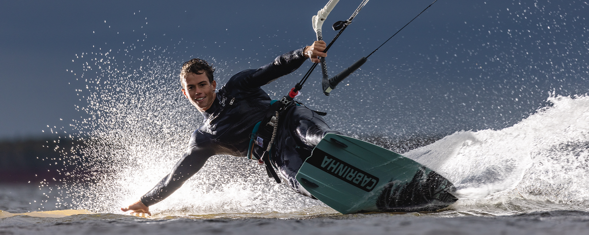 2023 / 2024 Cabrinha Ace Hybrid Kiteboard