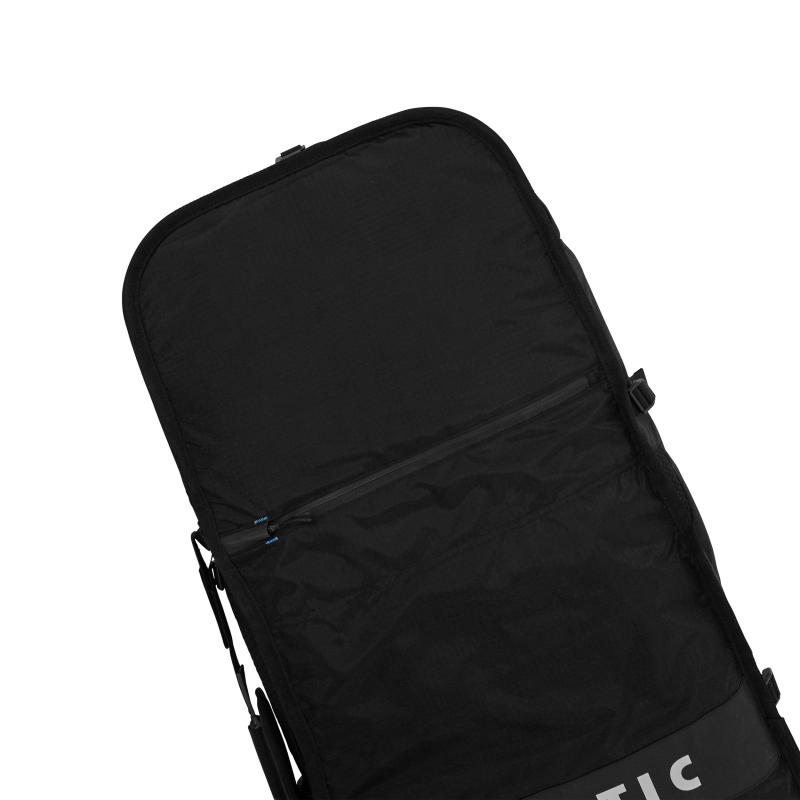 Mystic Elevate Lightweight Boardbag With Wheels