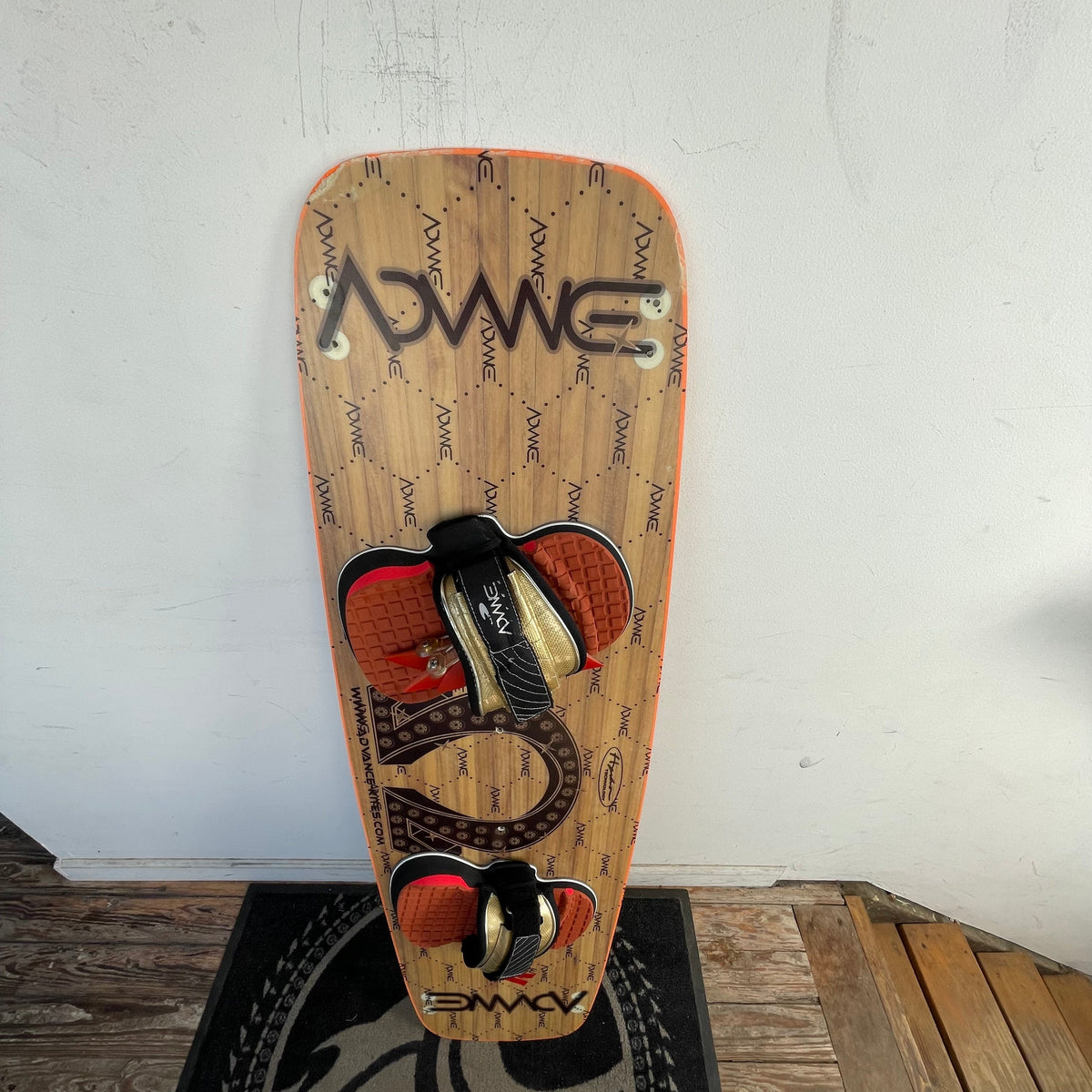Demo Advance Hydra Technology 130x36,5 Cm Board Used