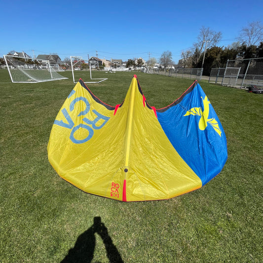 Demo 2017 Best Roca V2 10m Kitesurfing Kite Only Used