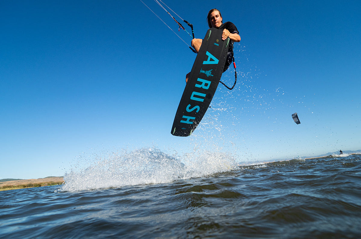 2022/2023 Airush Livewire V8 Kiteboard