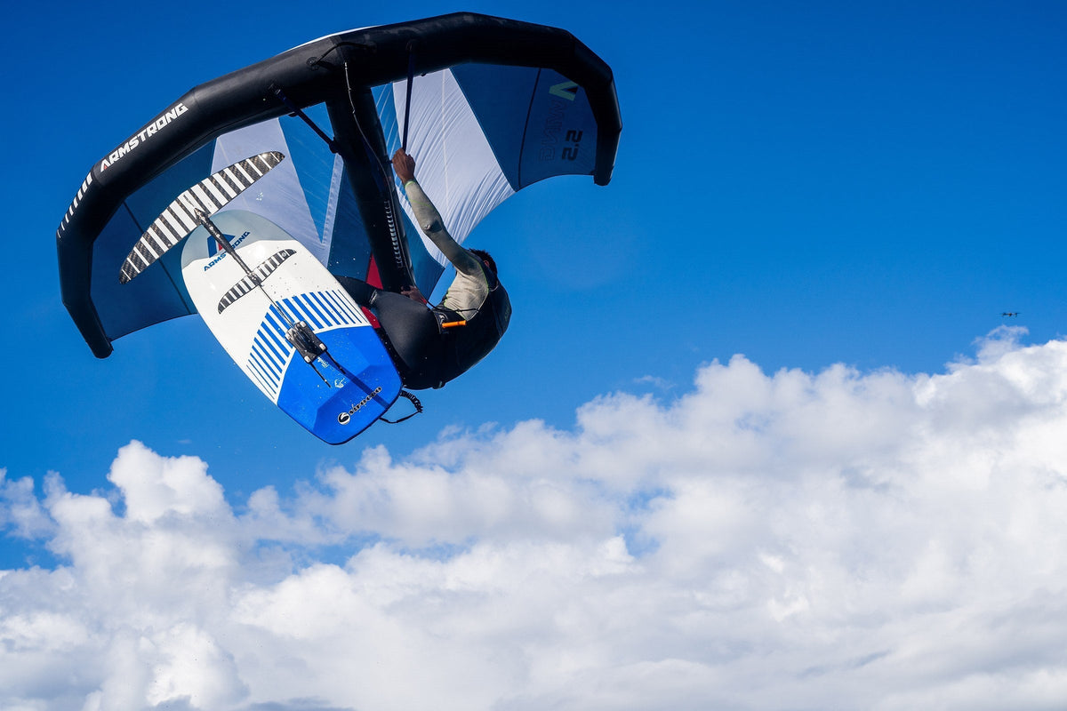 Demo Armstrong HS1250 Wing
