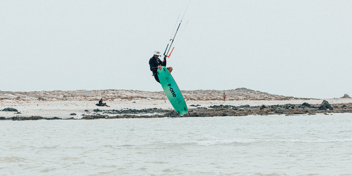 2024 / 2023 F-One One Kiteboard